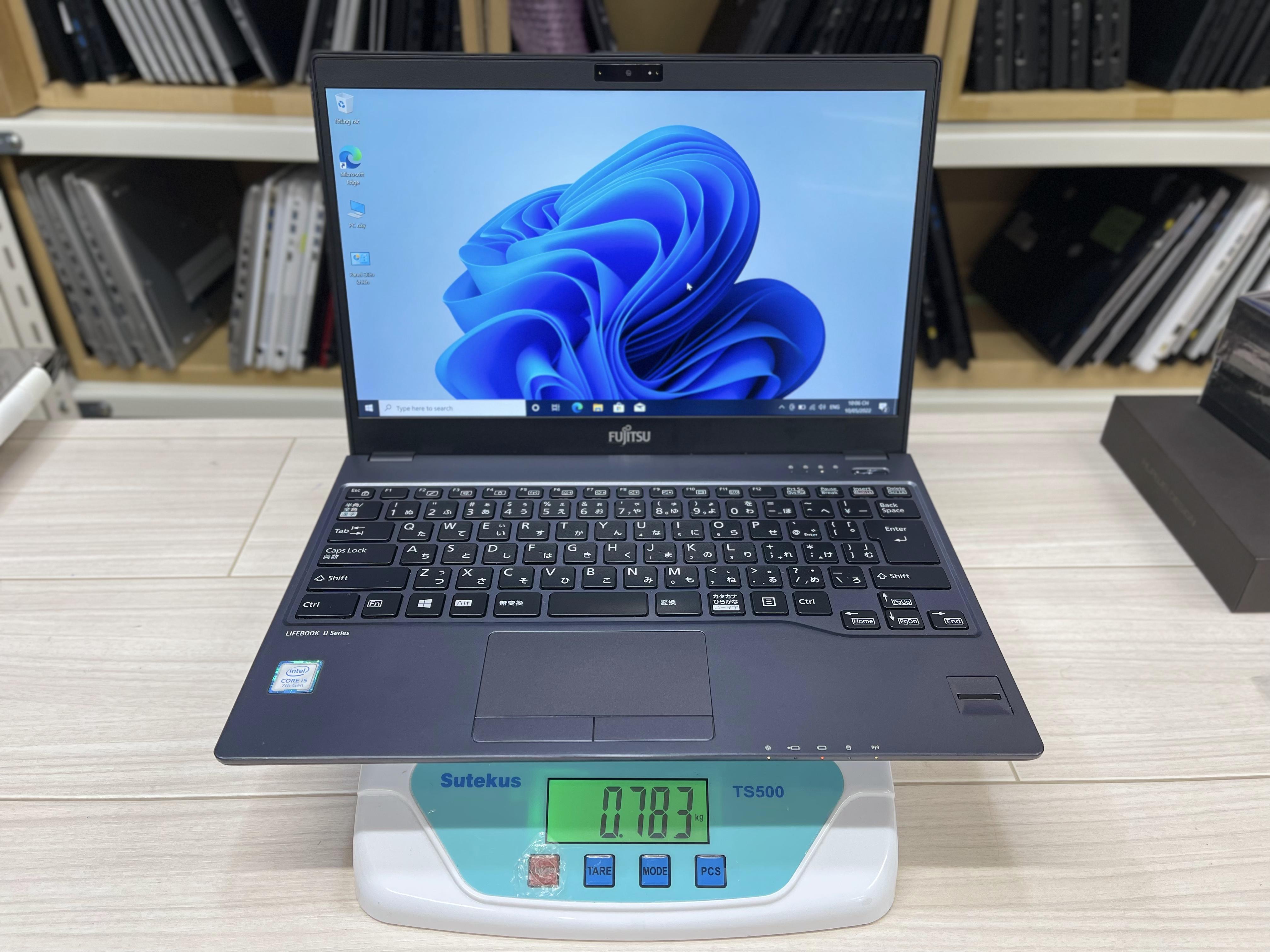 富士通U937/R 7300U/8GB/SSD512GB/Office/薄型96-