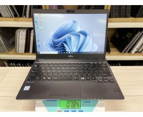 FUJITSU  LifeBook U937 Model 2017 Made in Japan / 13.3 inh Full HD / Core i5 -7300U/  2.60-2.70Ghz / Ram 4G  / SSD 128G / Win 10pro Tiếng Việt / Trọng Lượng 785g / MS: 20220511 JE52