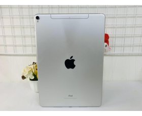 iPad Pro 10.5inh 64G Wifi + Cell (Qte sài sim mạng) / Màu Gray ( Đen ) / Qsd đẹp tầm 90% / Pin 93% / Msfbw: 3350