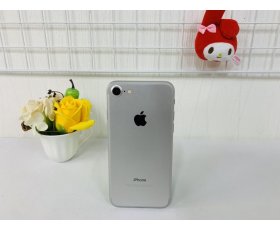 iPhone 7 4.7in 32GB Màu Silver ( Trắng ) Qt ( DCMo ) Qua SD còn đẹp 97-98% / Pin 89% Máy Trần + KPK Ms: 0166