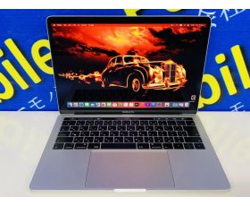 - Macbook Pro Retina Touchbar 13" 2019  / Core i7 8557U 1.7Ghz / Ram 16G / SSD 256G  / Màu Silver ( trắng bạc ) / MS: N0GP