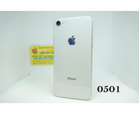 iphone 8 4.7inh / 64G / Q/Tế / Silver ( Trắng Bạc ) / QSD đẹp đến 95-96% / Máy Trần +KPK / Pin 94% / MS: 0501