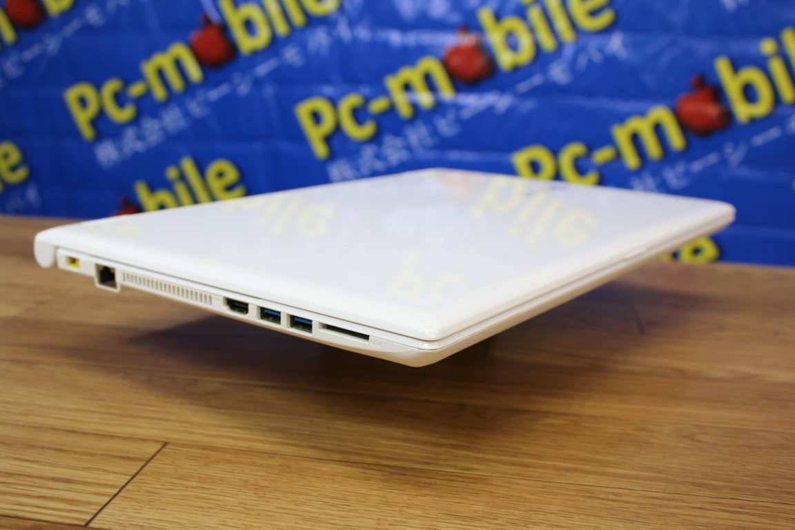 NEC LAVIE NS600 Mode2017 15.6inch Full Led / Core i7 / 7500U NEC LAVIE NS600 Mode2017 15.6inch Full Led / Core i7 / 7500U